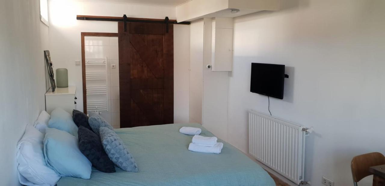 Bed And Breakfast Het Bureau Texel De Koog  Bagian luar foto