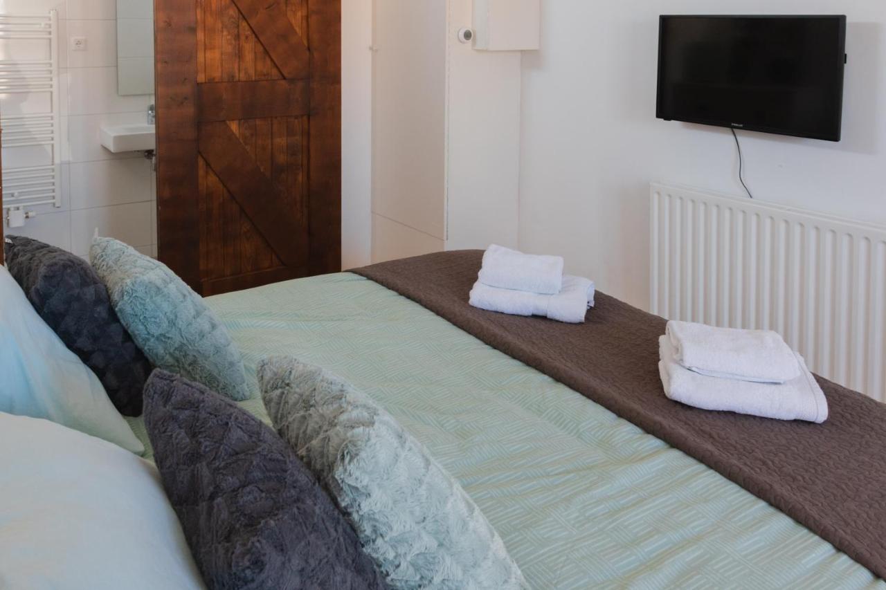 Bed And Breakfast Het Bureau Texel De Koog  Bagian luar foto