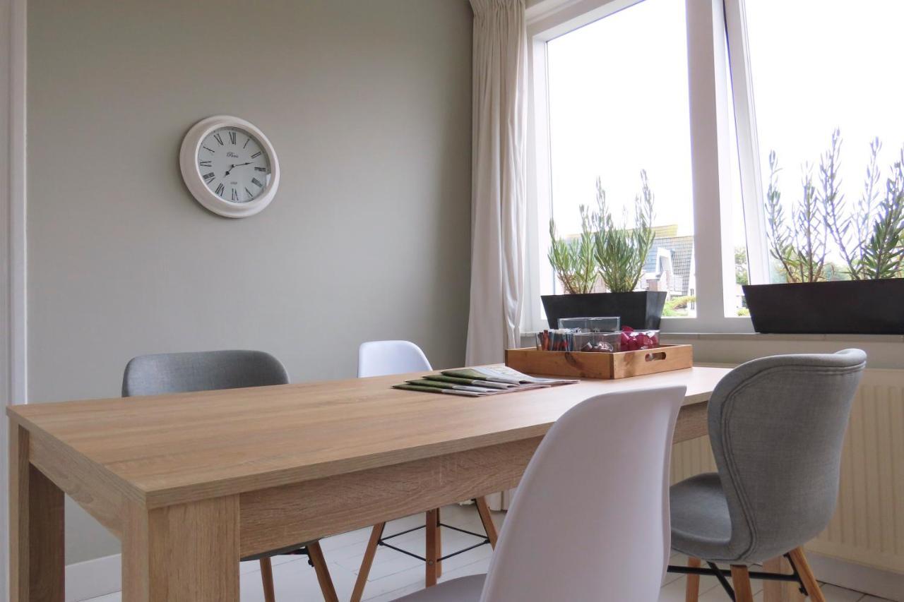 Bed And Breakfast Het Bureau Texel De Koog  Bagian luar foto