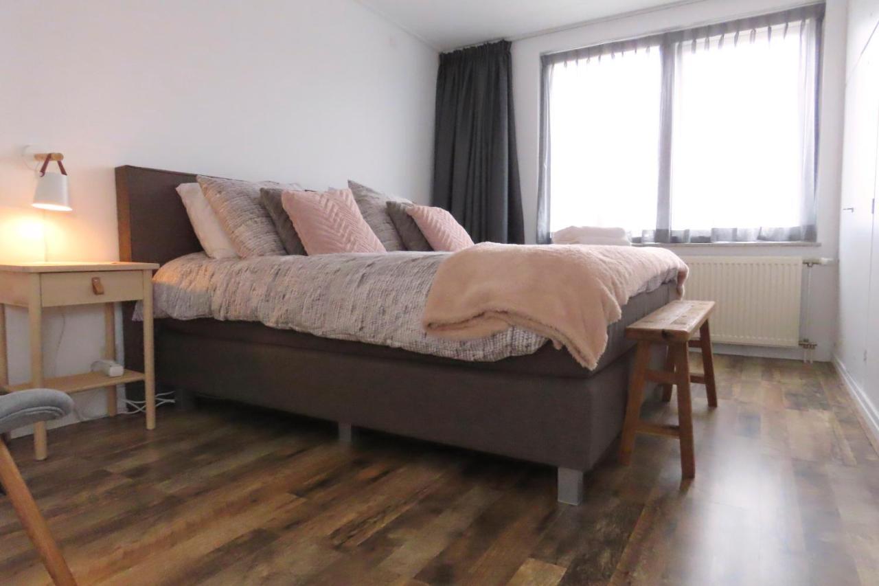 Bed And Breakfast Het Bureau Texel De Koog  Bagian luar foto